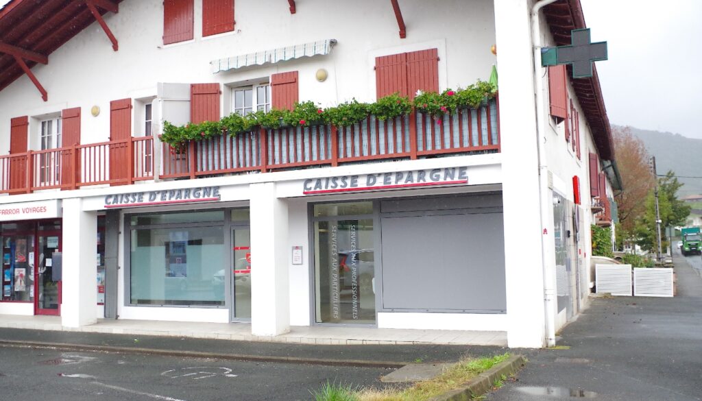 LARGE SYNERGY Architecte Bayonne Et Saint Julien En Born CE ST Jean Pied De Port 3