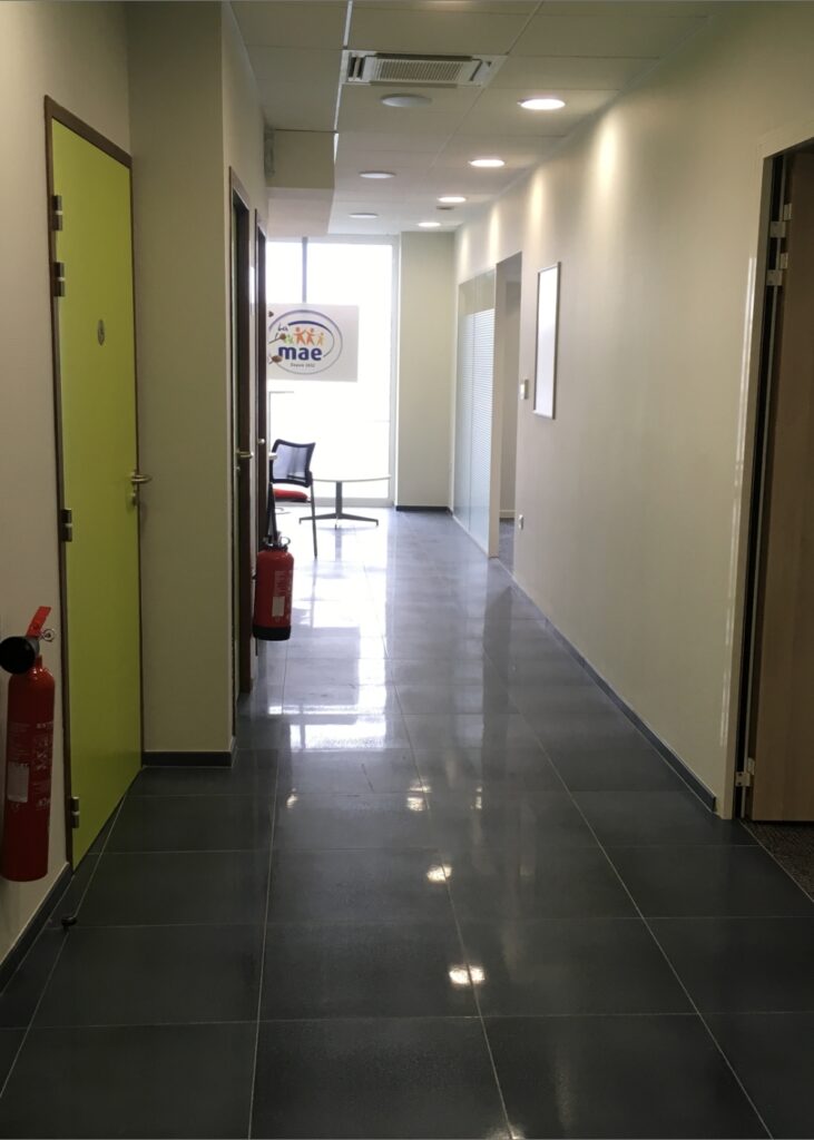 LARGE SYNERGY Architecte Bayonne Et Saint Julien En Born MAE 17 – 12