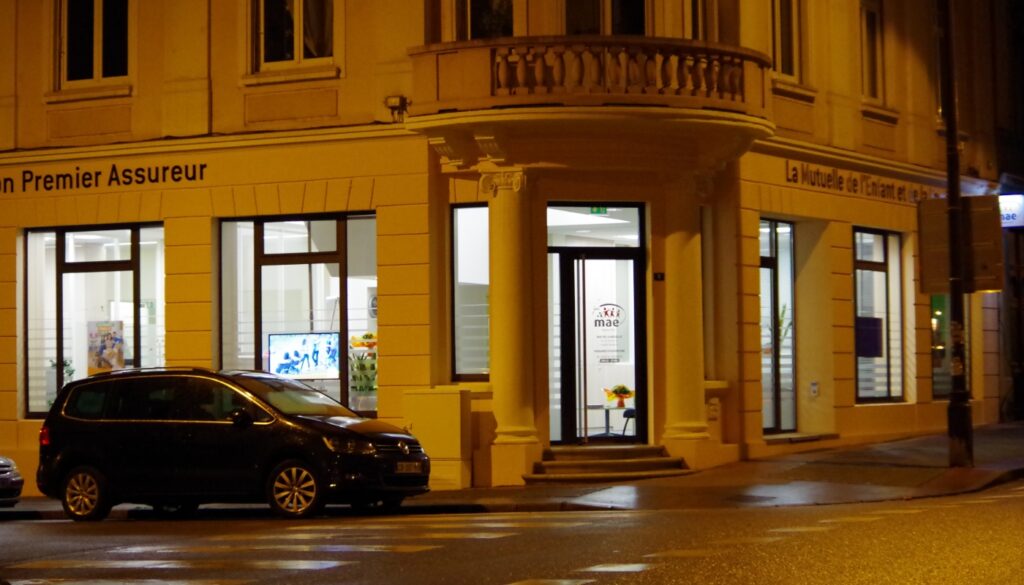 LARGE SYNERGY Architecte Bayonne Et Saint Julien En Born MAE 57 – 1