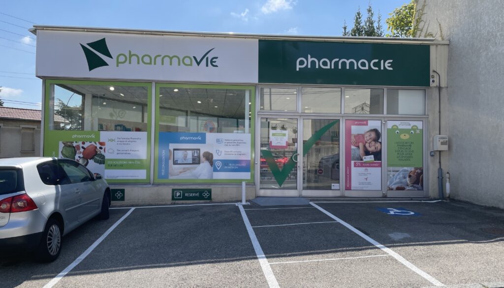 LARGE SYNERGY Architecte Bayonne Et Saint Julien En Born Pharma Caluire Prov – 1