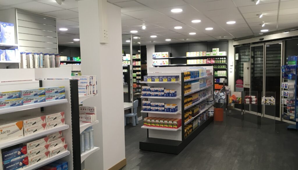 LARGE SYNERGY Architecte Bayonne Et Saint Julien En Born Pharma St Etienne – 3