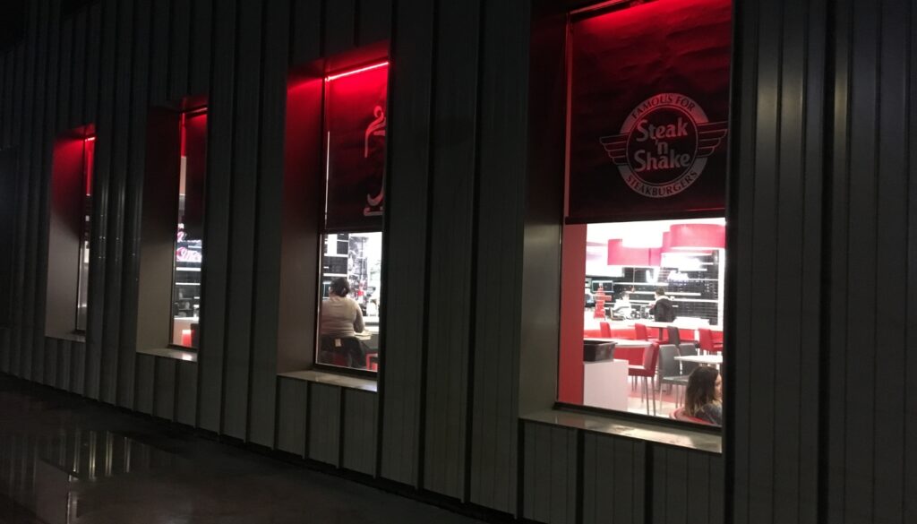 LARGE SYNERGY Architecte Bayonne Et Saint Julien En Born Steak N Shake Bassin – 14
