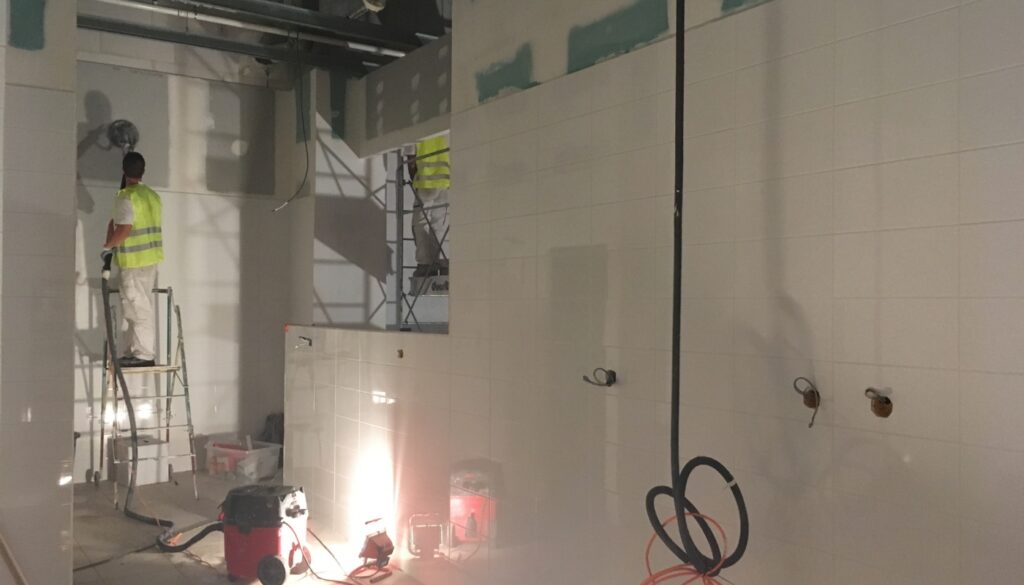 LARGE SYNERGY Architecte Bayonne Et Saint Julien En Born Subway Bayonne – 6