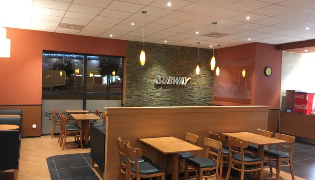 LARGE SYNERGY Architecte Bayonne Et Saint Julien En Born Subway Dax – 7