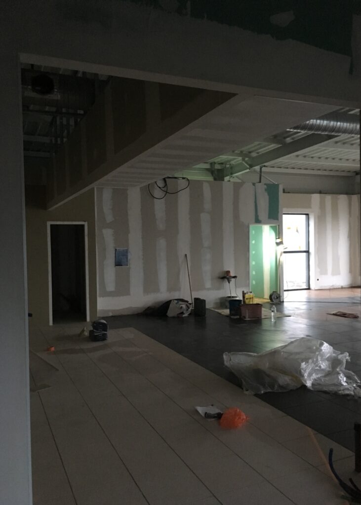 LARGE SYNERGY Architecte Bayonne Et Saint Julien En Born Subway Dax – 9